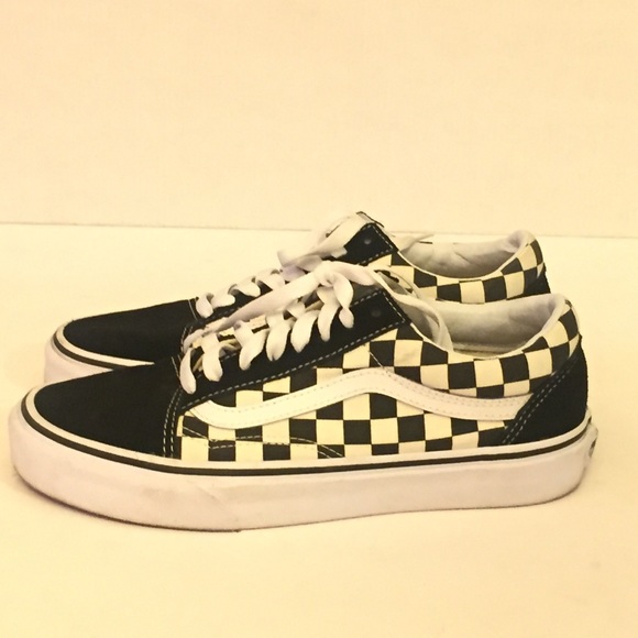 checkered vans low